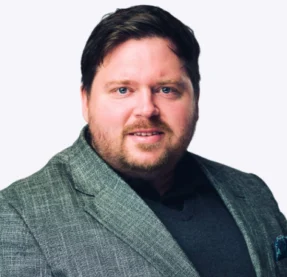 Simon Poulton Headshot